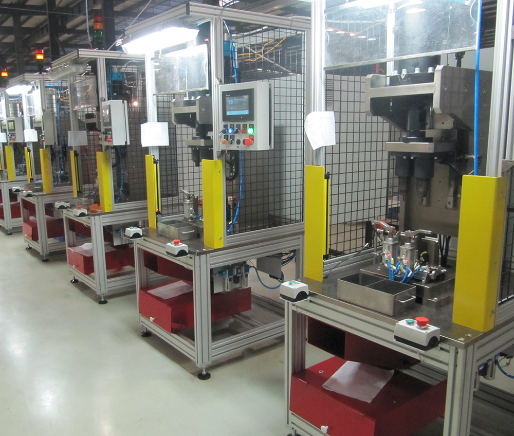 Automatic fork assembly line